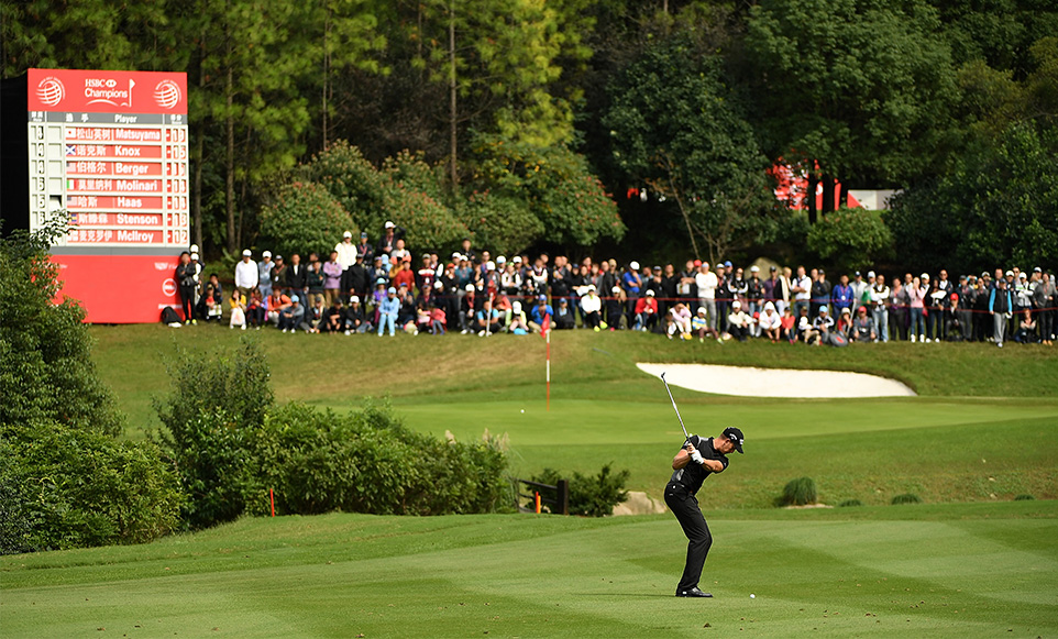 Explore the World of Golf Tournament